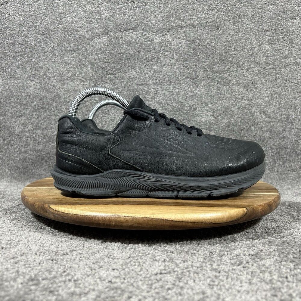 Altra Torin 5 AL0A5481000 Women’s Size 8.5 Black Leather Running Shoes Used